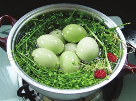 荠菜煮鸡蛋的功效与作用及禁忌
