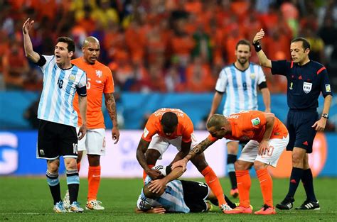 荷兰vs阿根廷任意球
