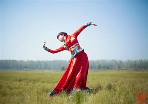 蒙古舞蹈梦回草原背面演示