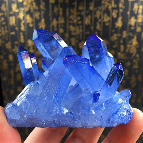蓝色水晶有天然的吗