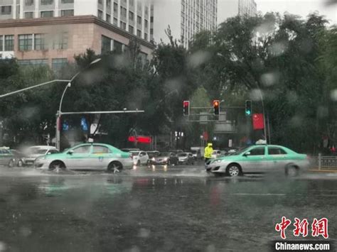 西宁大暴雨图片