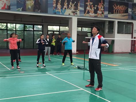 西安凤城路羽毛球培训班