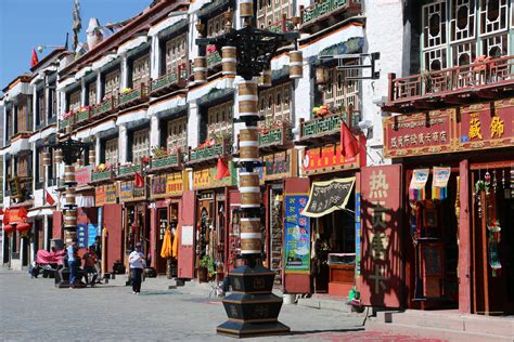 西藏快速搭建商业街多少钱