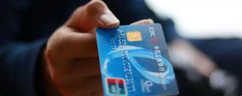 账户流水正常的银行卡能解冻吗