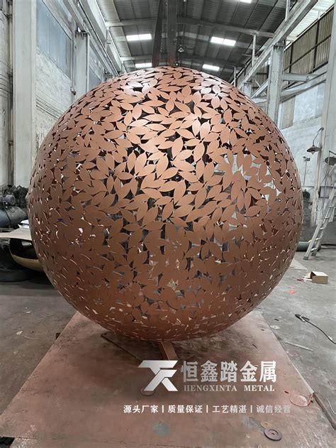 郑州不锈钢镂空房地产雕塑公司