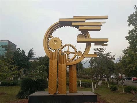 重庆企业形象雕塑摆件