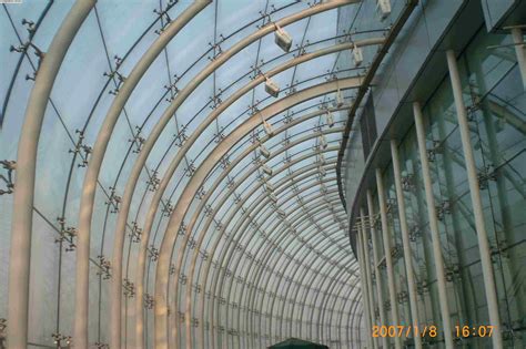 钢结构玻璃幕墙施工方案