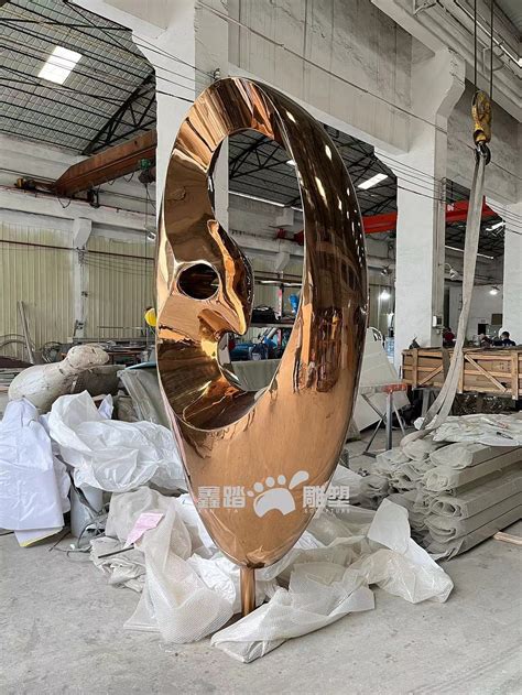 青海抽象不锈钢雕塑厂