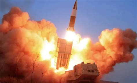 韩国发射三枚弹道导弹