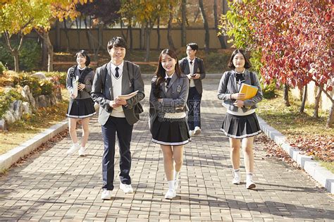 韩国女高中生逆袭成为全校第一