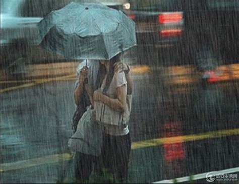 韩国雨天奔跑情侣网名