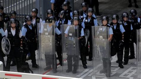 香港的重装警察
