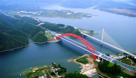 黄山太平湖铁路桥