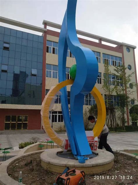 黑龙江校园文化雕塑厂家