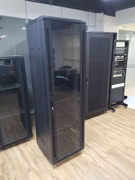 2米服务器机柜重量是多少