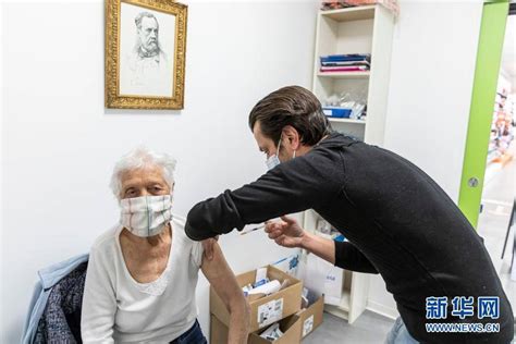 68岁女子接种疫苗后离世