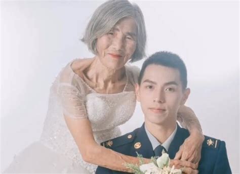 83岁老太太与31岁小伙结婚