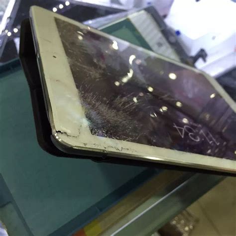 ipad平板屏幕碎了修多少钱
