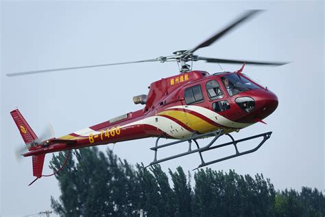 s46直升机图片